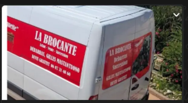 Véhicule de débarras